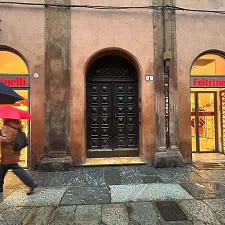 Palazzo Dell'arte - Strazzaroli