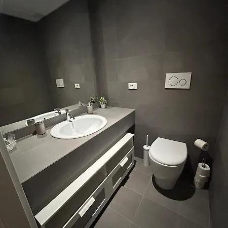 Apartament Palazzo Dell'arte - Strazzaroli Bolonia