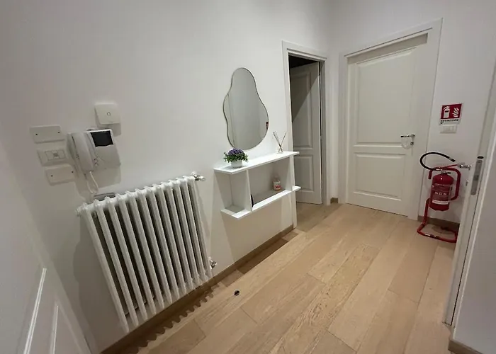 Palazzo Dell'arte - Strazzaroli Bolonya